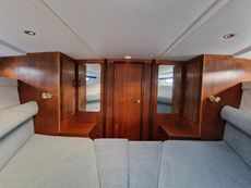 Motor Yacht Fairline Turbo 36 Aft Cabin Flying Bridge