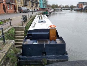 Viking Wide Beam 70ft with Windsor mooring  - Stern