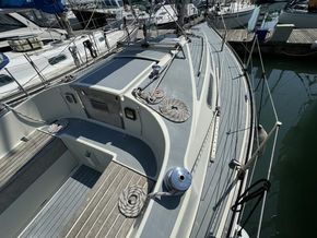 She 33  - Side Deck