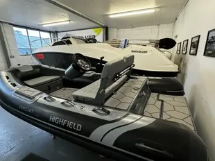 2025 Highfield EJET330