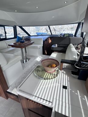 2015 Jeanneau Prestige 450S 25