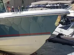 2018 Boston Whaler 330 Outrage