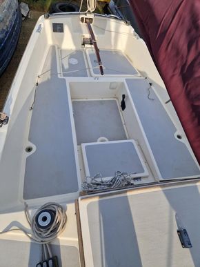 A very clean, well kept boat