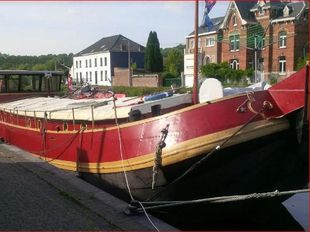 Dutch Tjalk Barge 72 (reduced)