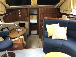 Saloon 3