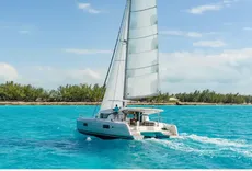 2025 Lagoon 42