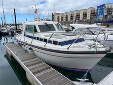 Aqua star 27