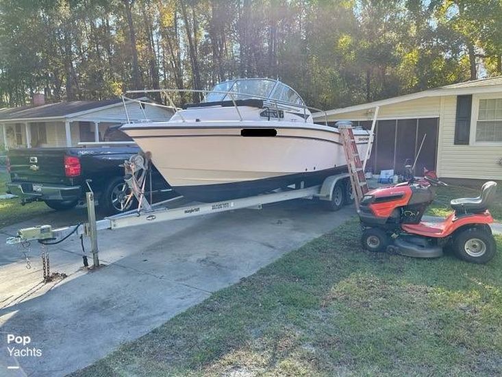 1998 Grady-white 228 seafarer