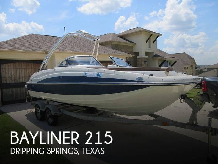 2014 Bayliner 215 deck boat