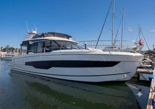 2025 Jeanneau Merry Fisher 1295 Fly