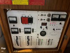 1986 Sea Ray 410 AFt Cabin