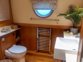 Collingwood Wide Beam 60  - Heads