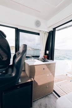 2024 Jeanneau Merry Fisher 895 Sport Series 2