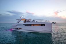 2025 Jeanneau DB 43 Inboard