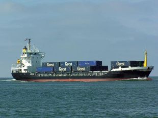 340' Cargo Ship 