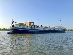 Luxe Motor 36.72, CBB Rijn