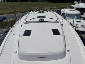 2025 Bavaria C42 13