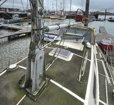Barbican 33 GRP Sloop with centreboard