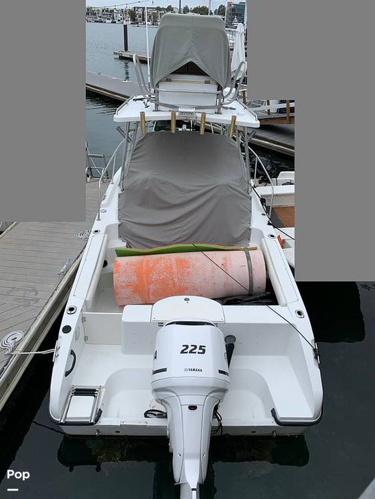 2003 Seaswirl 2301 striper