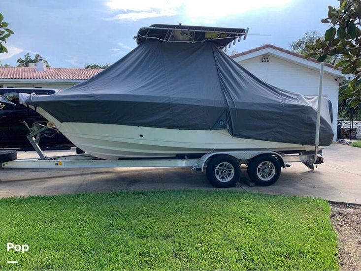 2014 Century 2200 center console