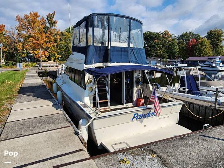 1990 Silverton 34 convertible