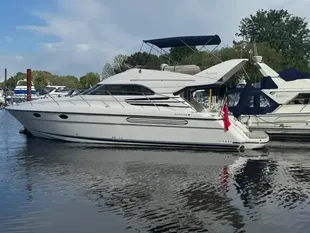 1998 Fairline Phantom 42