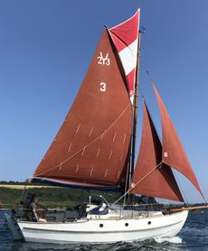 YARMOUTH 23 ( similar to Cornish Crabber )