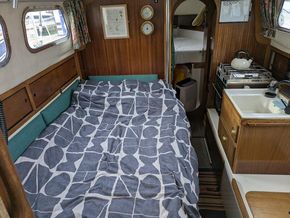 Saloon double berth