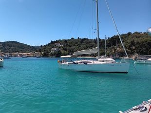 Beneteau Oceanis 43