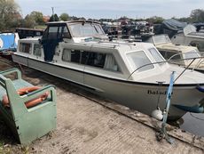 27ft Creighton cruiser