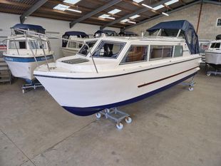 Viking 28 Narrow Beam Motor Cruiser