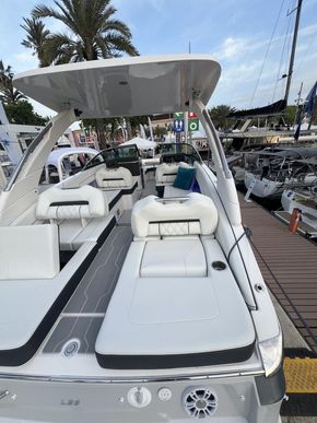 2025 Regal LS6 bowrider 14