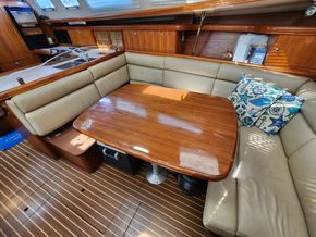 Hunter 426 DS  - Saloon