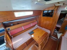1982 Dufour 3800
