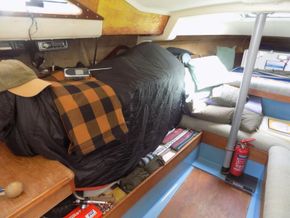 Hunter Horizon 26  - Saloon