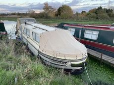 Highbridge 32 GRP narrowboat 1989
