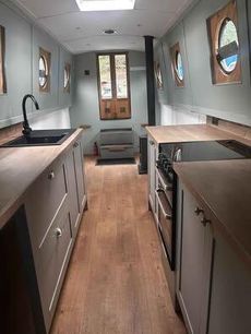 Tyler Wilson 50ft traditional narrowboat