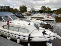 Viking 22 Cabin Cruiser