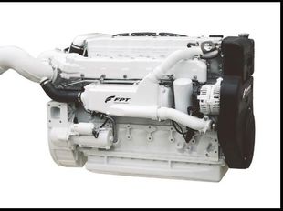 NEW FPT N67-450 450hp Bobtail Marine Diesel Engine