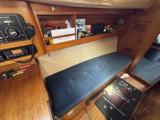 1985 Moody 37
