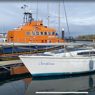 Cobra 850 8.5 metre sailing cruiser