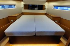 2025 Jeanneau Sun Odyssey 440