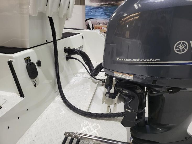 Extreme Boats 645 Centre Console