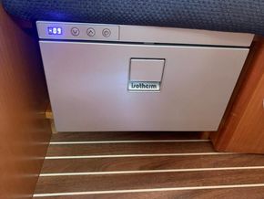 2018 Bavaria Cruiser 37 20