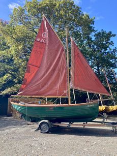 Character Boats Lune Whammel