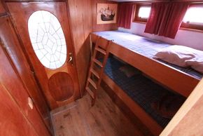 Cabine