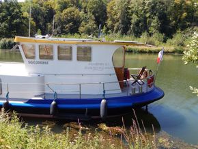 Dutch Barge 18m Converted Bunker Boat - Coachroof/Wheelhouse