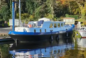 Wolstenholme cruising barge for sale with BJ Marine