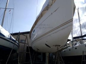 Jeanneau 57  - Bow