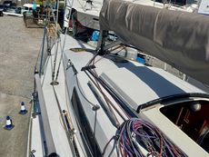 1986 Laser 28